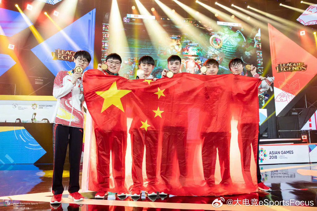 LOL：AL石油杯力克HLE战队，圣枪哥打破质疑C了两局，没被抽陀螺