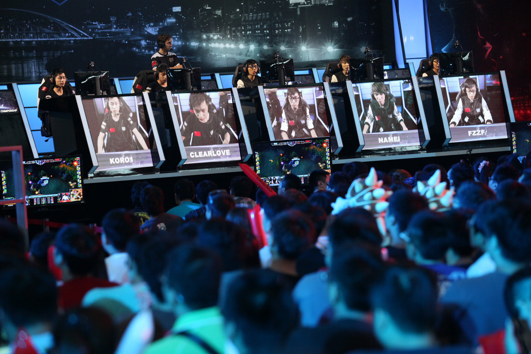 英雄联盟S15全球总决赛瑞士轮：BLG战队力克FNC，Shad0w盲僧节奏制胜